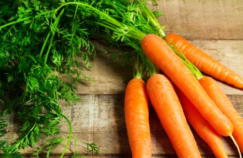Uống nước ép cà rốt mỗi ngày có tốt không? Hướng dẫn cách làm